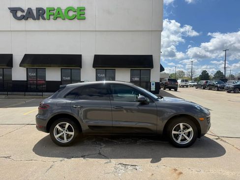 Used 2018 Porsche Macan Sport Edition image 19