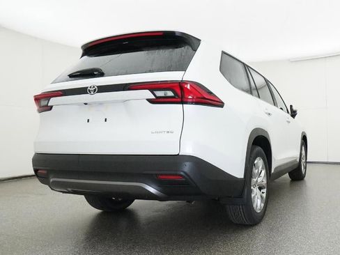 New 2026 Toyota Grand Highlander Limited image 24