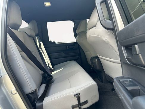 Used 2025 Toyota Tacoma SR5 AWD/4WD image 23