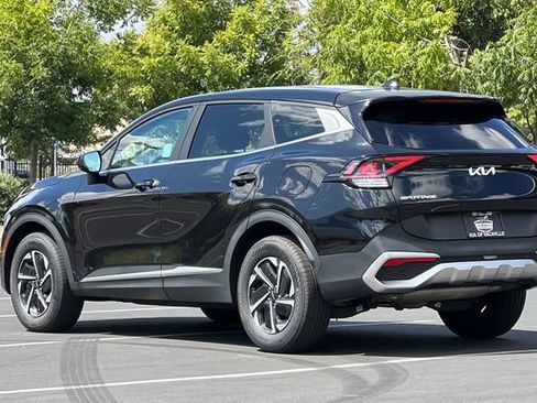 Used 2023 Kia Sportage LX AWD/4WD image 8