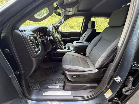 Used 2021 Chevrolet Silverado 1500 LT Trail Boss w/ Convenience Package II AWD/4WD image 15