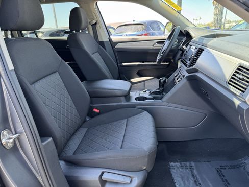 Used 2018 Volkswagen Atlas S FWD image 33