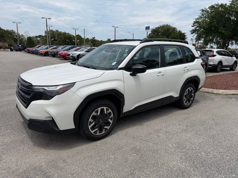 Used 2026 Subaru Forester AWD/4WD image 11