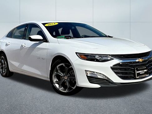 Used 2024 Chevrolet Malibu LT image 11
