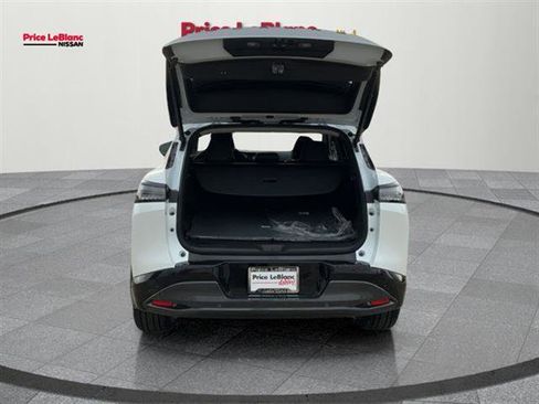New 2026 Nissan Murano Platinum w/ Cargo Package AWD/4WD image 24