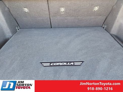 Used 2023 Toyota Corolla SE image 32