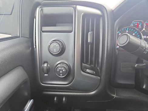 Used 2017 Chevrolet Silverado 1500 LT image 17