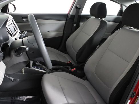 Used 2020 Hyundai Accent SE image 17