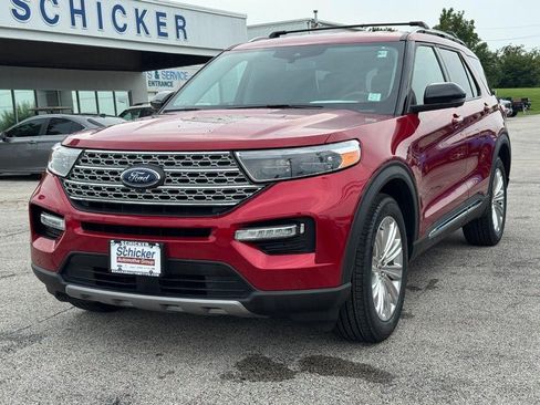 Used 2021 Ford Explorer Limited w/ Equipment Group 301A AWD/4WD image 8