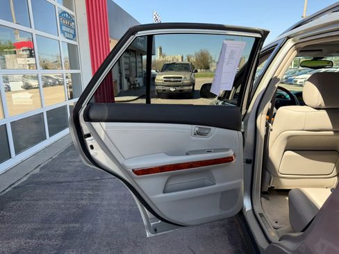 Used 2006 Lexus RX 330 AWD image 11