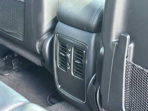 Used 2020 Jeep Grand Cherokee Laredo w/ Quick Order Package 2BN North AWD/4WD image 34
