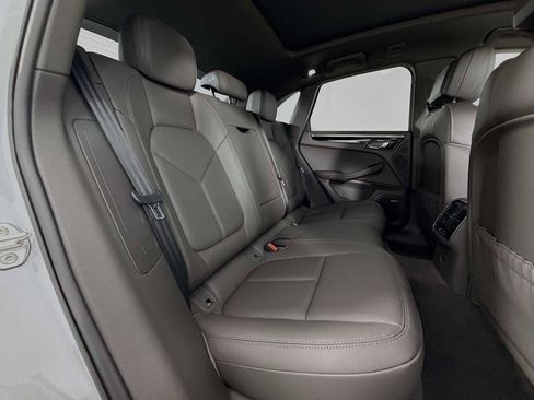 New 2026 Porsche Macan image 29