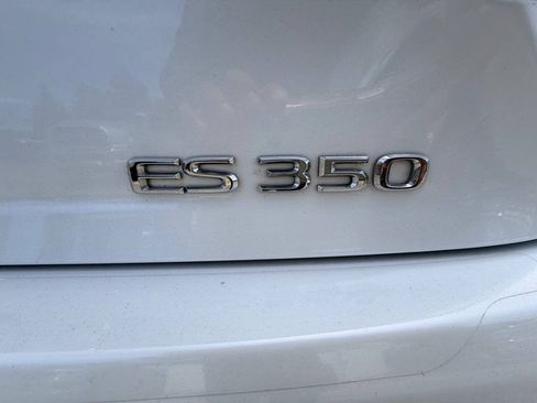 Used 2014 Lexus ES 350 w/ Luxury Package FWD image 43
