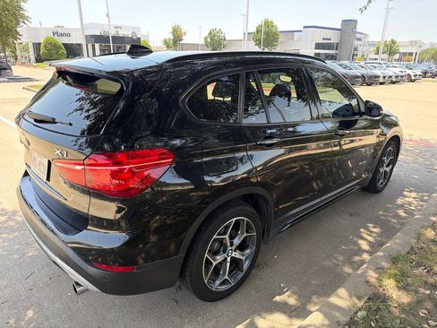 Used 2017 BMW X1 sDrive28i FWD image 4