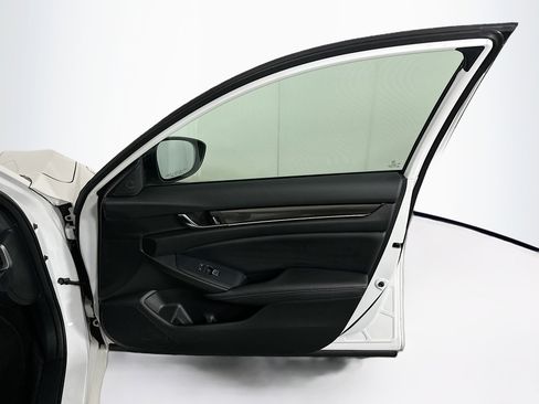 Used 2022 Honda Accord Sport image 29