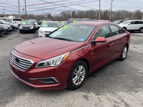 Used 2016 Hyundai Sonata SE FWD image 3