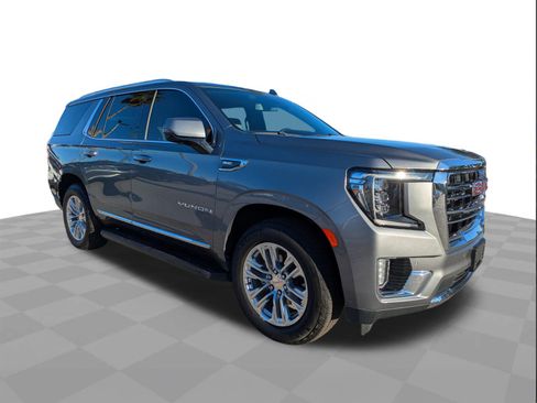 Used 2021 GMC Yukon SLT w/ SLT Luxury Plus Package image 2