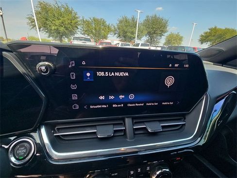 Used 2025 Chevrolet Trax RS w/ Driver Confidence Package image 13