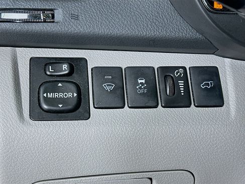 Used 2013 Toyota Highlander Limited image 17