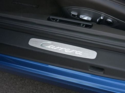 Used 2017 Porsche 911 Carrera image 24