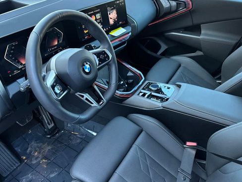 Used 2025 BMW X3 xDrive30i w/ Premium Package image 11