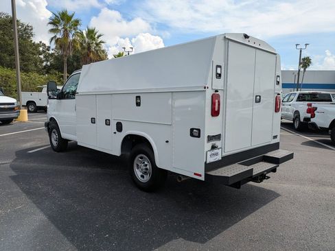 New 2025 Chevrolet Express 3500 w/ Power Convenience Package image 6