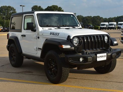 Used 2021 Jeep Wrangler Sport AWD/4WD image 3