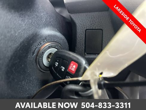 Used 2016 Toyota RAV4 XLE FWD image 33