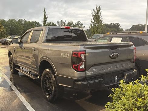 Used 2025 Ford Ranger Lariat w/ FX4 Off-Road Package AWD/4WD image 6
