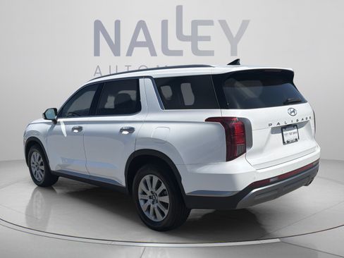 Certified 2025 Hyundai Palisade SEL FWD image 3