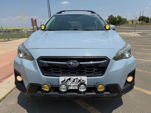 Used 2019 Subaru Crosstrek 2.0i Limited w/ Moonroof Package w/Navigation AWD/4WD image 3