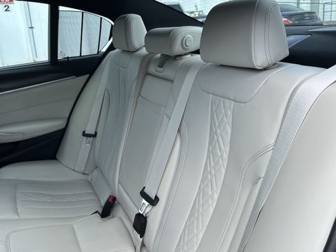 Certified 2023 BMW M550i xDrive w/ Executive Package AWD/4WD image 33