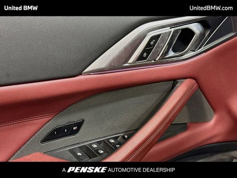 Used 2024 BMW 430i Convertible w/ M Sport Package RWD image 3