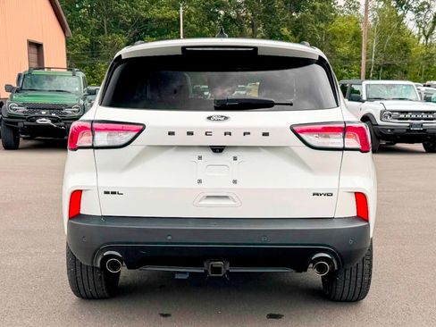 Used 2022 Ford Escape SEL w/ SEL Stealth AWD Package image 4