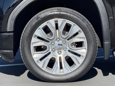 Used 2021 GMC Sierra 1500 Denali w/ Denali Ultimate Package image 35