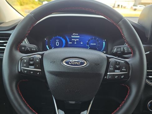 Used 2022 Ford Escape SEL w/ SEL Stealth AWD Package image 23