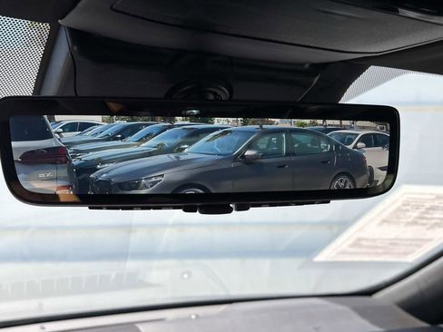 Used 2024 BMW 330i xDrive 330i xDrive Sedan AWD w/ Premium Package image 29