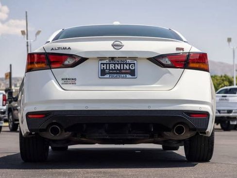 Used 2024 Nissan Altima 2.5 SR FWD image 43