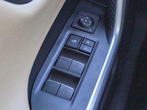 Used 2024 Toyota RAV4 Limited image 23