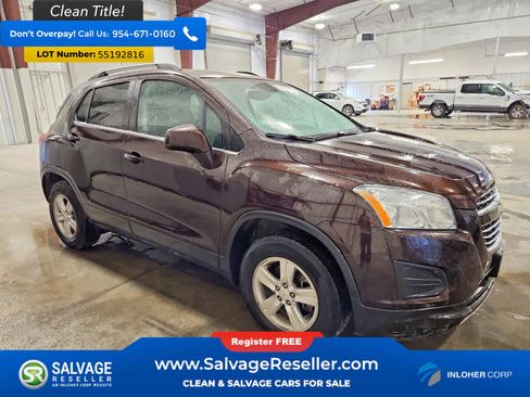 Used 2016 Chevrolet Trax LT w/ LT Convenience Package AWD/4WD image 5