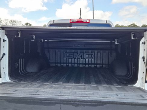 Used 2019 GMC Canyon SLT w/ Driver Alert Package AWD/4WD image 28