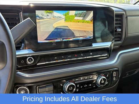 Used 2025 GMC Sierra 1500 SLT AWD/4WD image 10