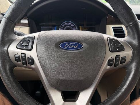 Used 2019 Ford Flex Limited FWD image 11