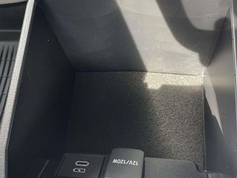 Used 2026 Toyota Corolla Cross L FWD image 28