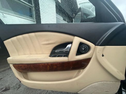 Used 2009 Maserati Quattroporte image 16