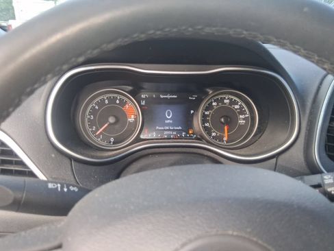 Used 2022 Jeep Cherokee Latitude Lux AWD/4WD image 9