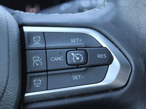 Used 2022 Jeep Compass High Altitude image 32