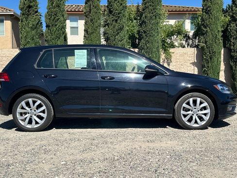Used 2019 Volkswagen Golf SE w/ Driver Assistance Package FWD image 3