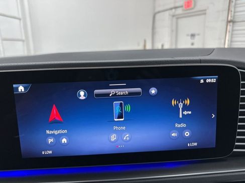 Used 2026 Mercedes-Benz GLS 450 4MATIC image 14