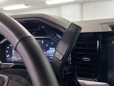 Certified 2024 GMC Sierra 2500 SLT w/ SLT Premium Package image 15